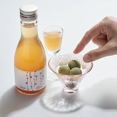 お家でbar気分を味わえるショコネとお酒のセットギフト