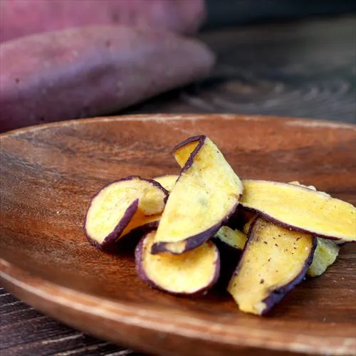 さつまいもの甘さと、厚切りのザクザク食感が魅力