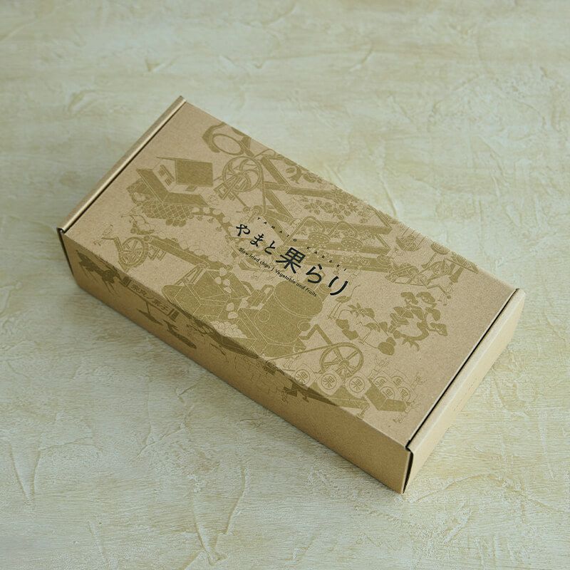 3袋入り専用化粧箱には奈良をモチーフにしたイラストがあしらわれている